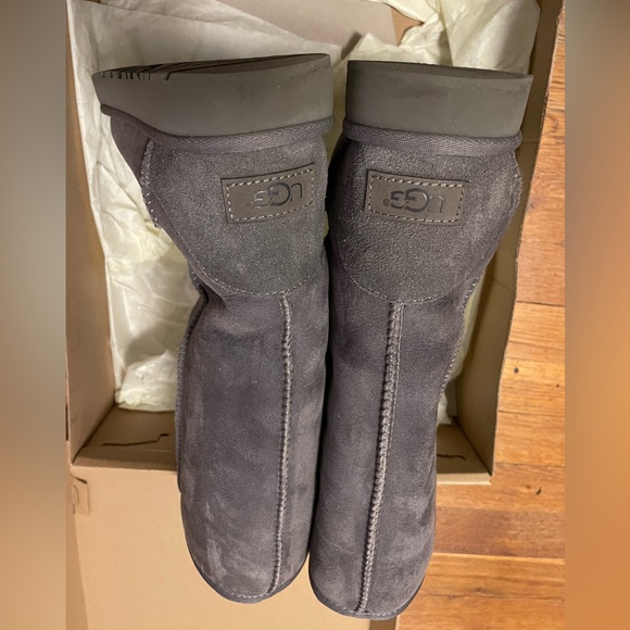 Classic Tall Ugg Boots - Picture 5 of 9